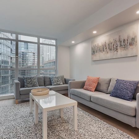 Cozy 2Br Close To Cn Tower & Harbourfront Toronto Exterior photo