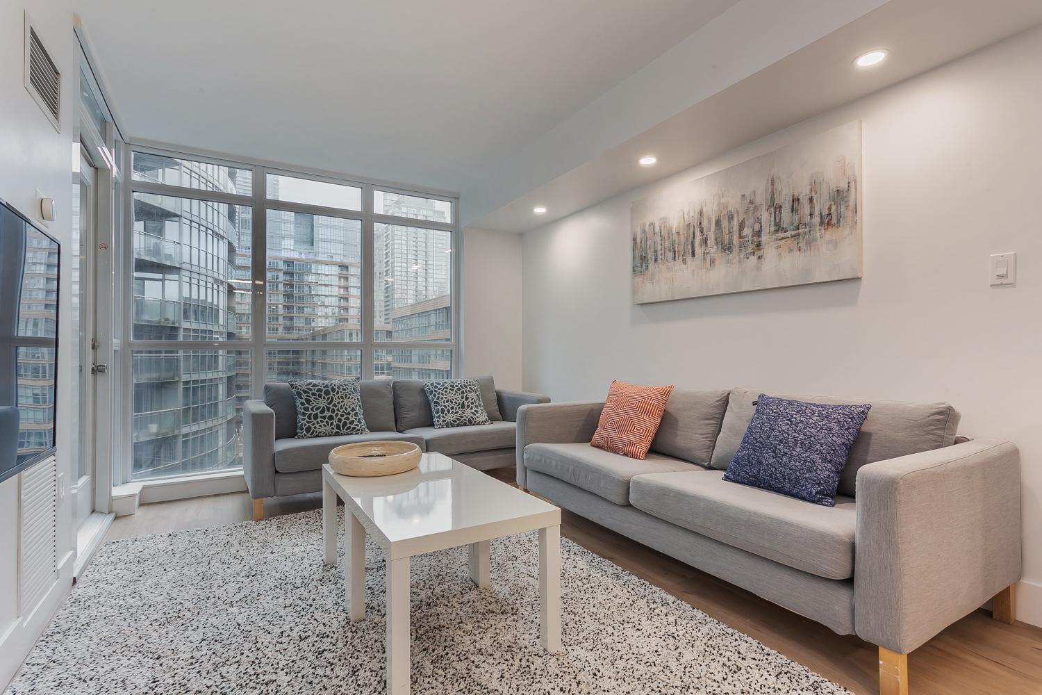 Cozy 2Br Close To Cn Tower & Harbourfront Toronto Exterior photo